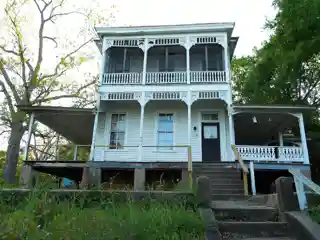 Shapre-Monte House