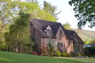 Upper Oakhurst Historic District