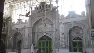Qasim Ali Khan Mosque