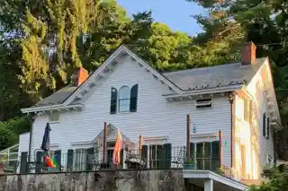 Combs Hollow Historic District