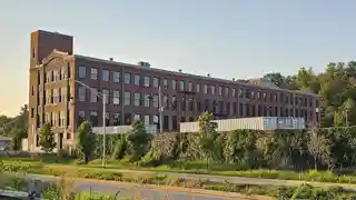 Globe Knitting Mills