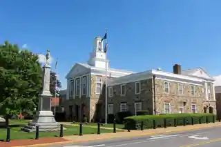 Warren County Courthouse