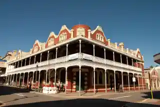 P&O Hotel