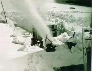 Snogo Snow Blower