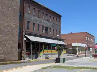 Kincaid and Arnett Feed and Flour Building