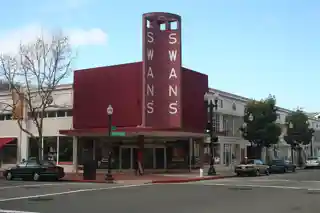 10th Street Market