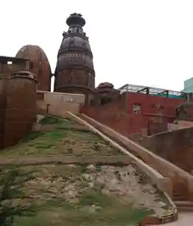 Shri Radha Madan Mohan Temple