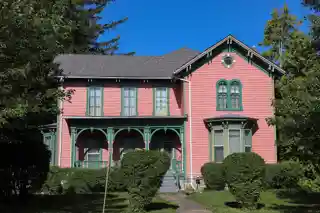 Samuel J. Tomlinson House