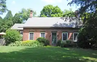 Gurnee–Sherwood House