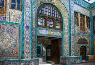 Takyeh Moaven-ol-olk