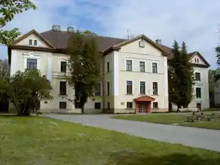 Kalnmuiža Manor