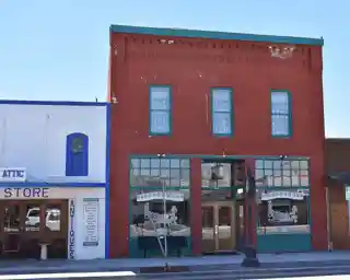 Lilyquist--Christianson Building