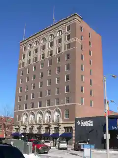 Hotel Yancey (The)