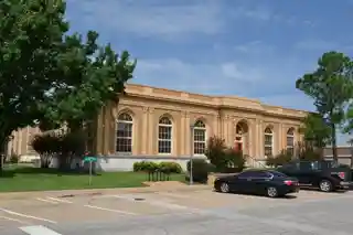 Okmulgee Public Library