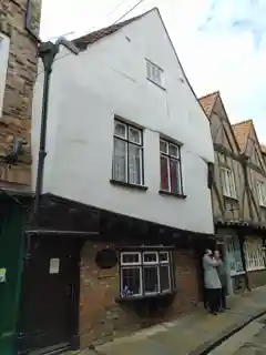 35 The Shambles