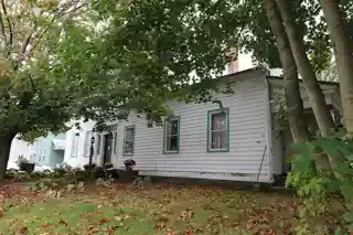 Sutton-Chapman-Howland House