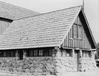 Comfort Station No. 72