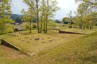 Natsumi  temple ruins