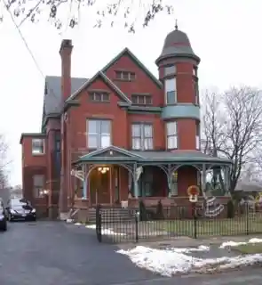 Louis Will House