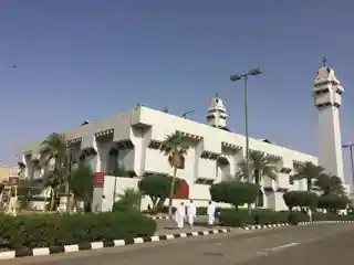 Masjid At-Tanʿīm  Masjid ʿĀʾishah