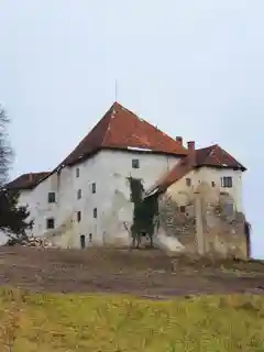 Škrljevo Castle
