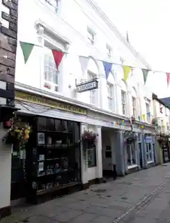 12–16 Church Street