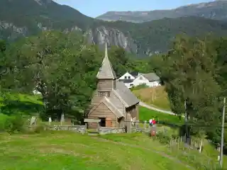 Holdhus Church