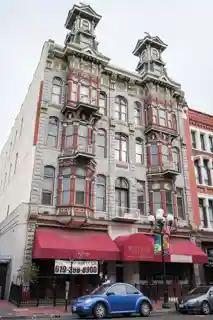 Louis Bank of Commerce