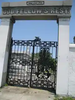 Odd Fellows Rest Cemetery