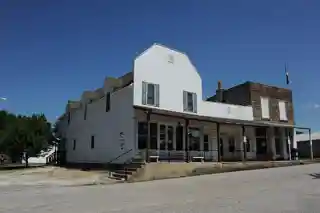 Lentz–Carter Merchandise Store