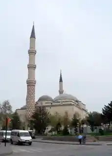Üç Şerefeli Mosque