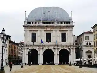 Loggia Palace, Brescia