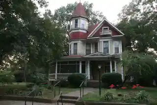 W. L. Wood House