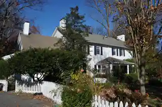 Red Maple FarmGulick House