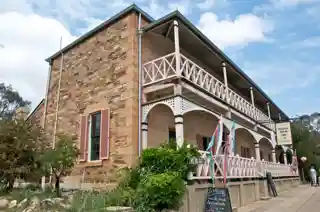 Bridge View Inn