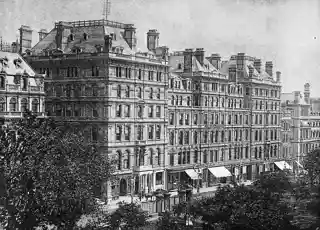 Grand Hotel