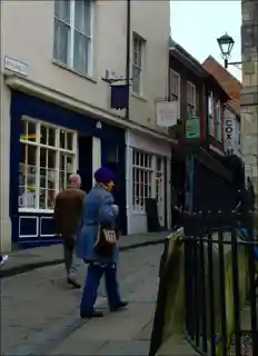 27–28 The Shambles