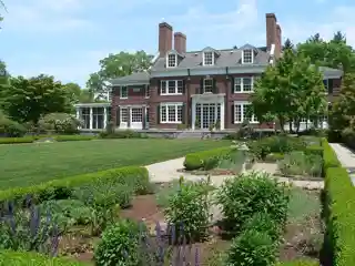 Eleanor Cabot Bradley Estate