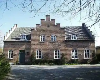 Doctor's House