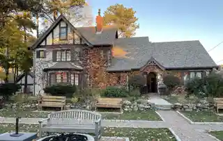 Ivy Manor Inn