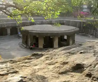 Pataleshwar caves, Panchaleshvara temple