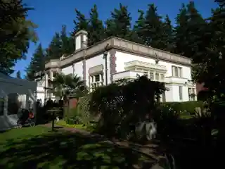 Larrabee House