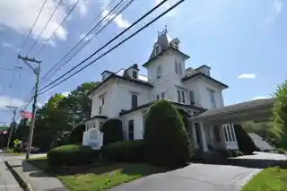 Hutchins House