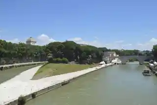Tiber Island
