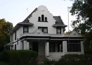 Albert M. and Alice Bellack House