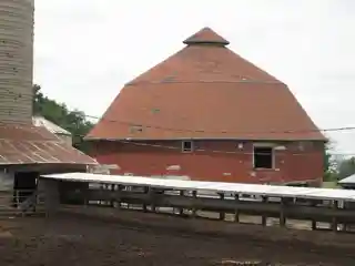 Gerald Harbach Round Barn