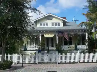 Grant Van Valkenburg House
