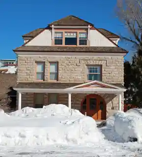 Crawford House Building