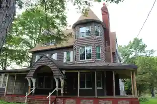 The Ormsby Lodge