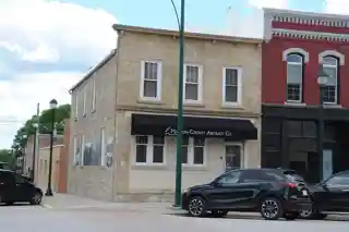 White, Munger and Company Store